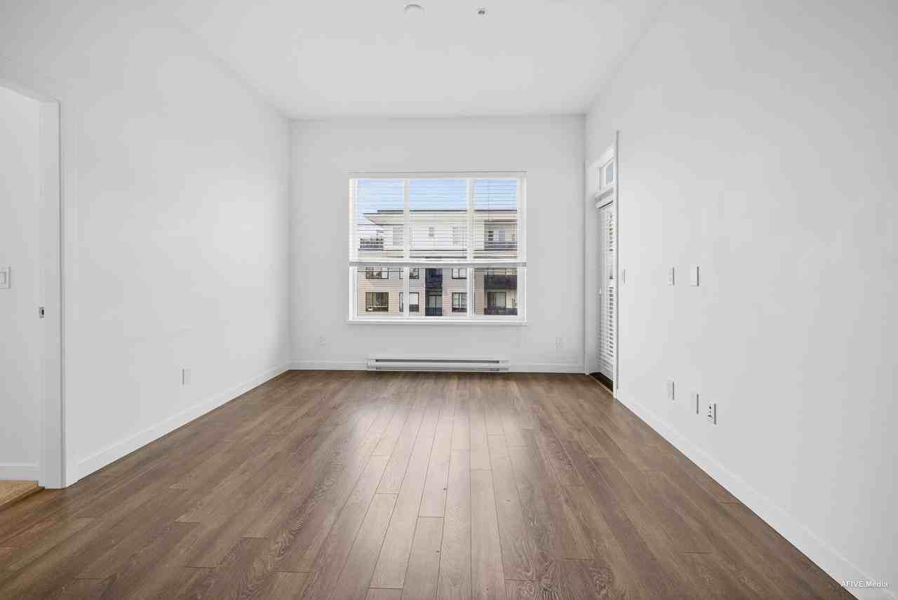 15835 85 Avenue #505 - Photo 2 of 10