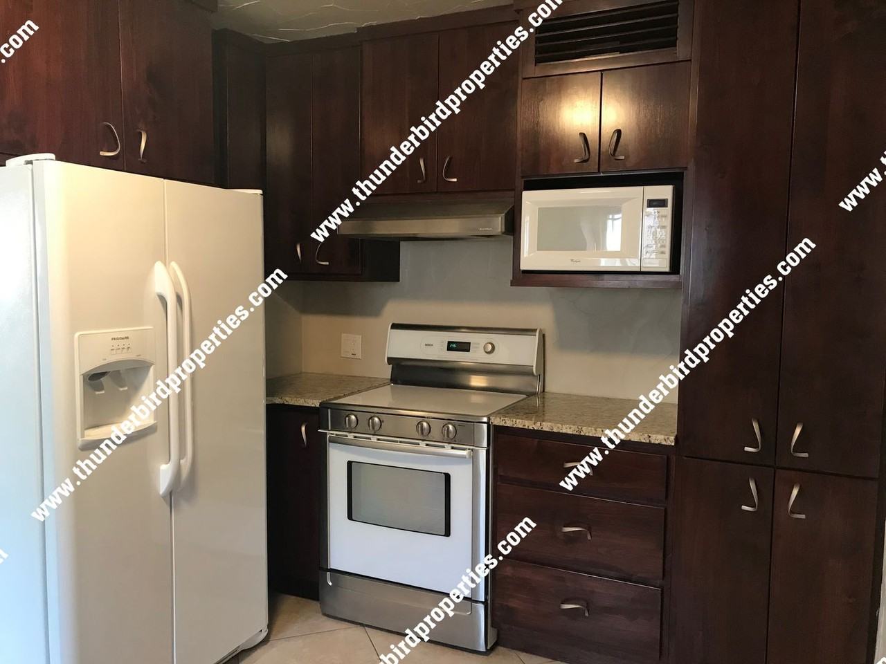 2128 Oxford Ave Se - Photo 2 of 15