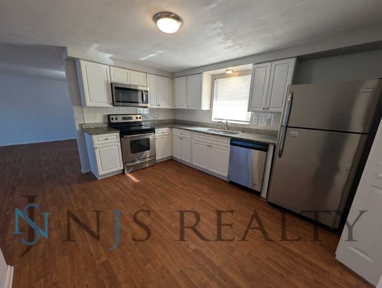 7824 Ironbark Dr - Photo 5 of 22