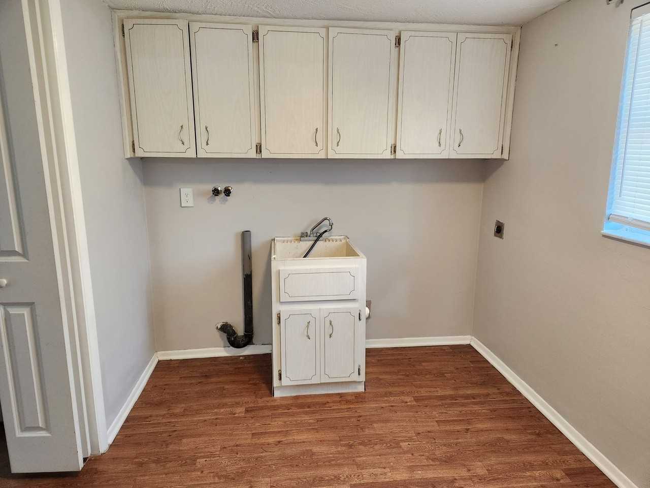 7824 Ironbark Dr - Photo 6 of 22