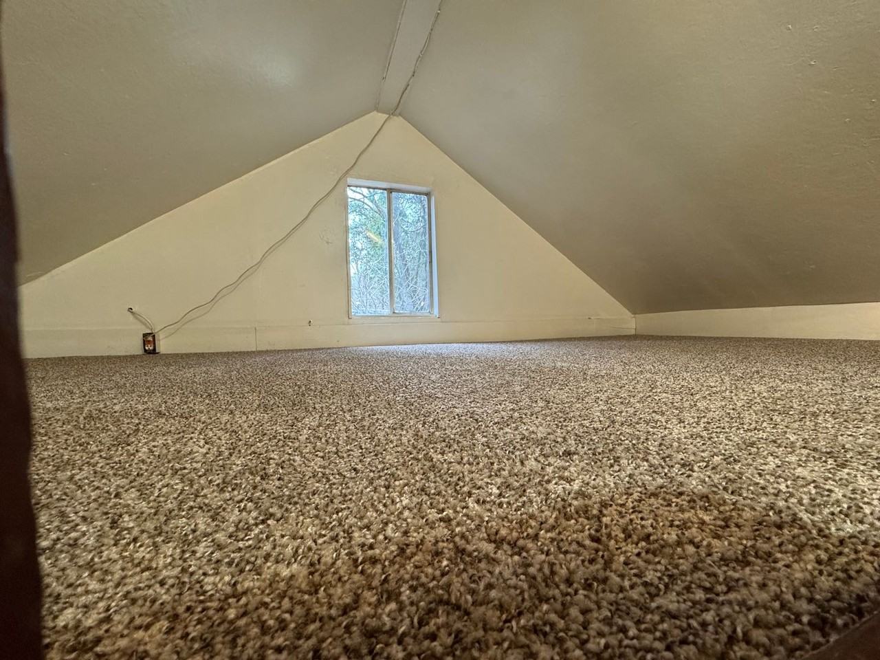 18551 N Cherry Creek Rd - Photo 5 of 14