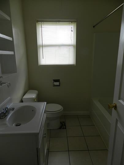 6103 Nw Dearborn Ave - Photo 3 of 18