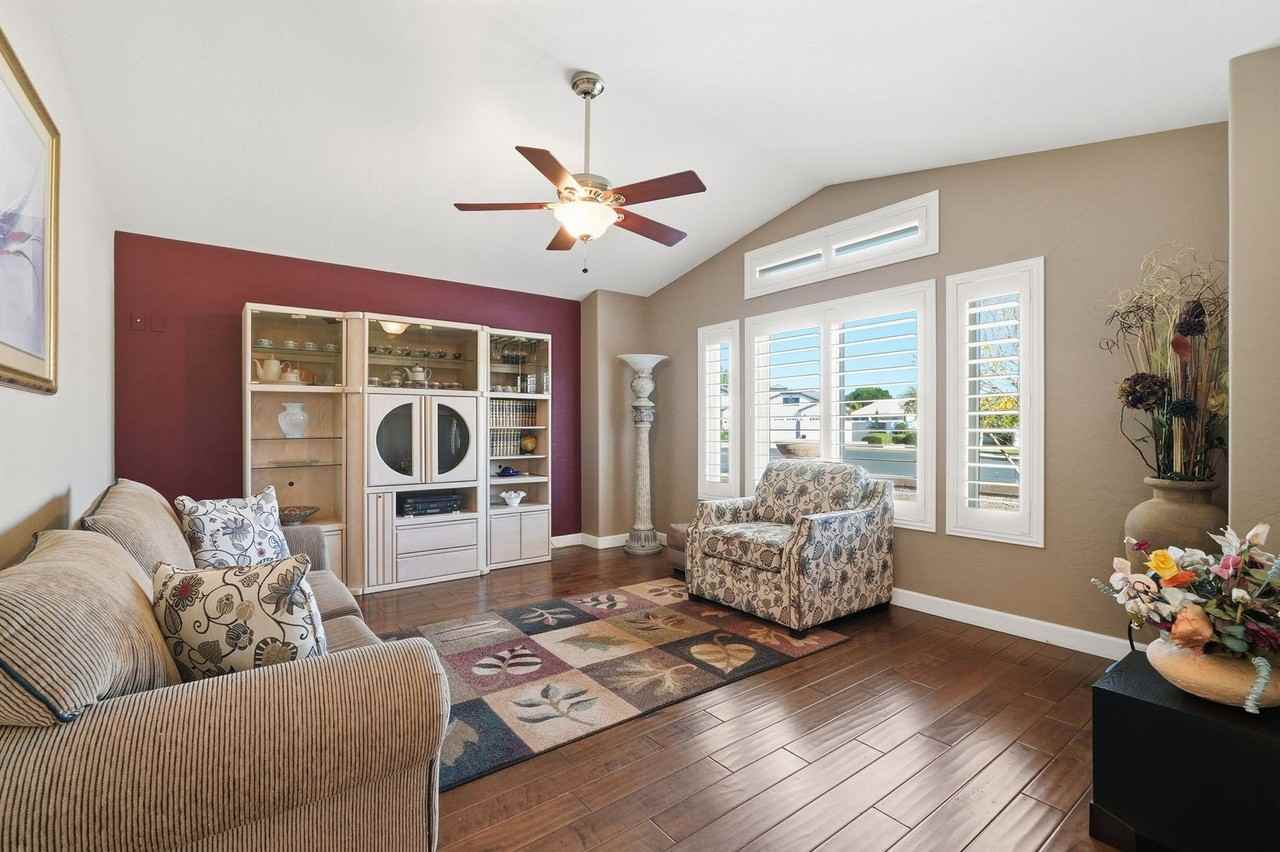 1426 N Omaha Cir - Photo 7 of 47