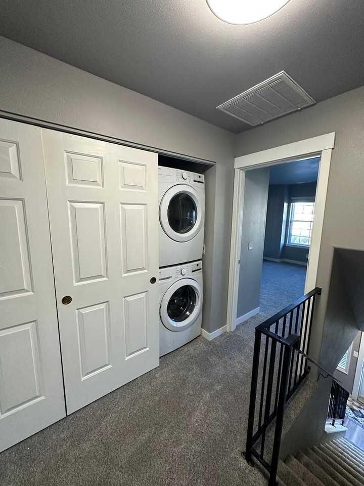 3442 Deer Pointe Ct - Photo 6 of 14