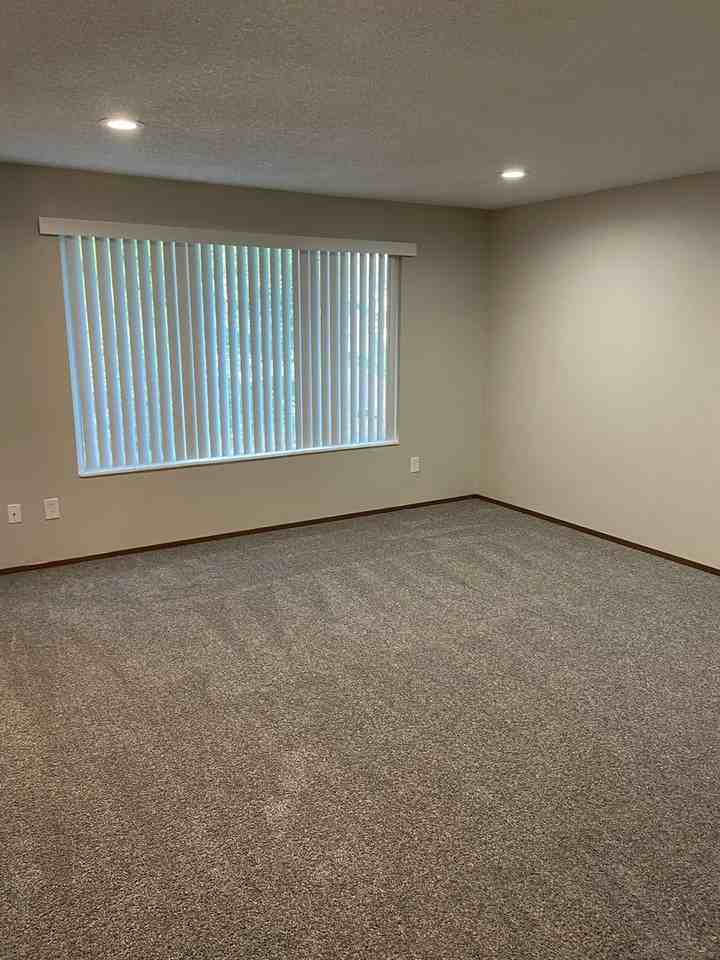 9014 10th Pl Se - Photo 3 of 23