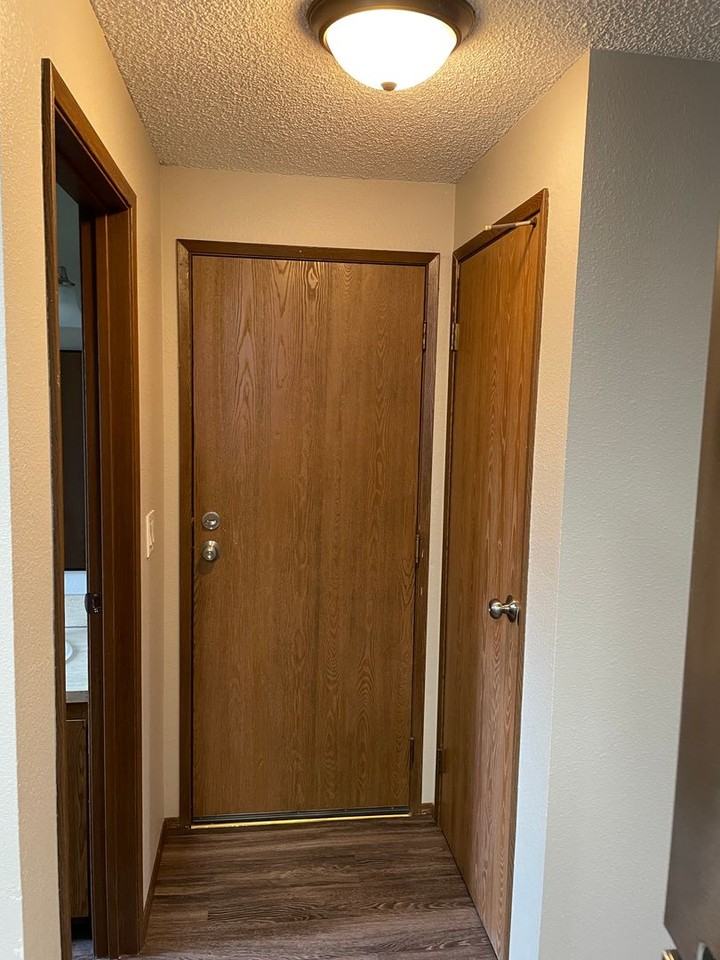 9014 10th Pl Se - Photo 7 of 23