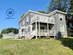 1117 S Center Ave - Photo 1 of 1