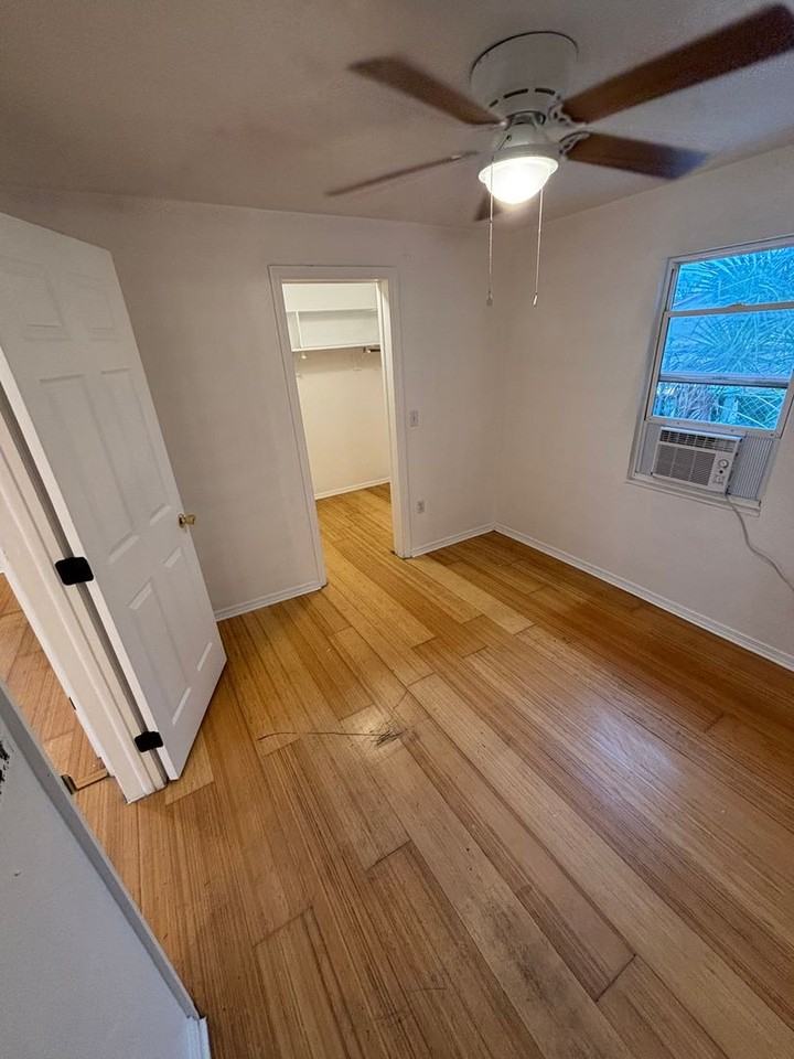 1951 24th St - Photo 5 of 6