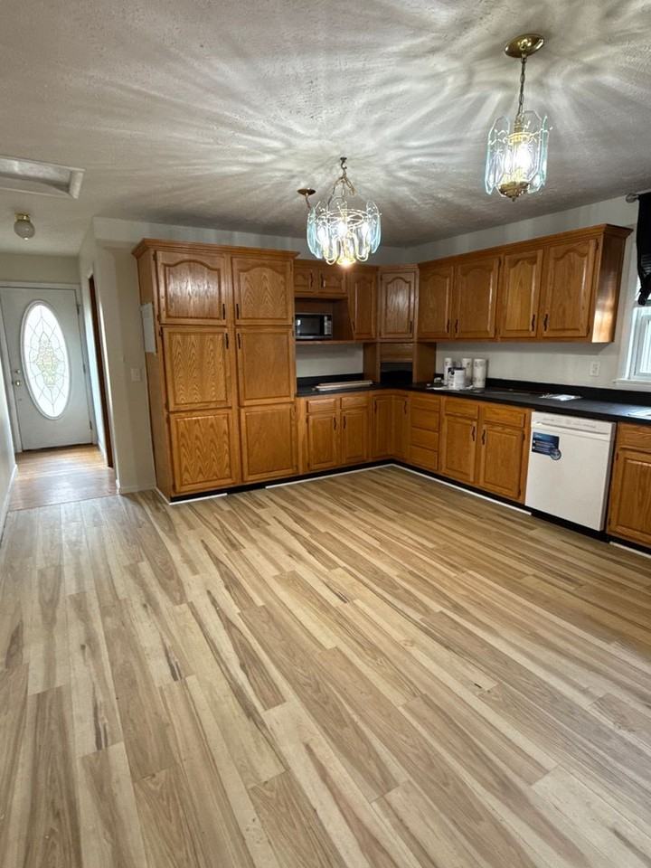 5310 Church St Se - Photo 4 of 12