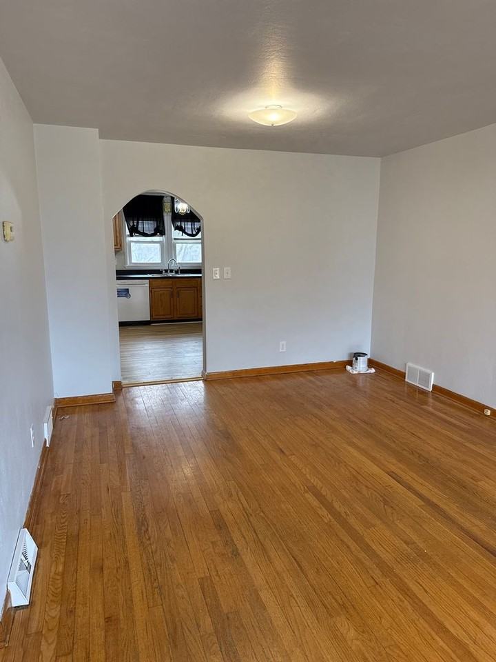 5310 Church St Se - Photo 7 of 12