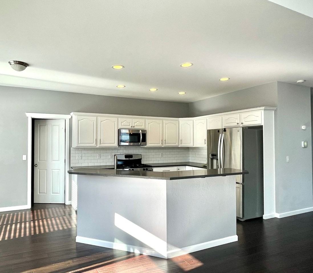 18060 Sunrise Ridge Ave Ne - Photo 7 of 28