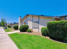 561 W. Ashlan Ave - Photo 1 of 1