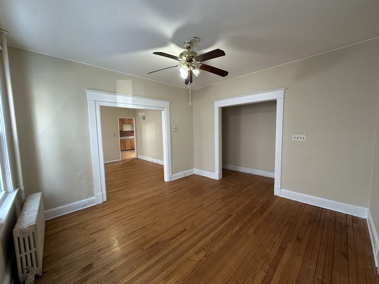 66 Louis St - Photo 4 of 10