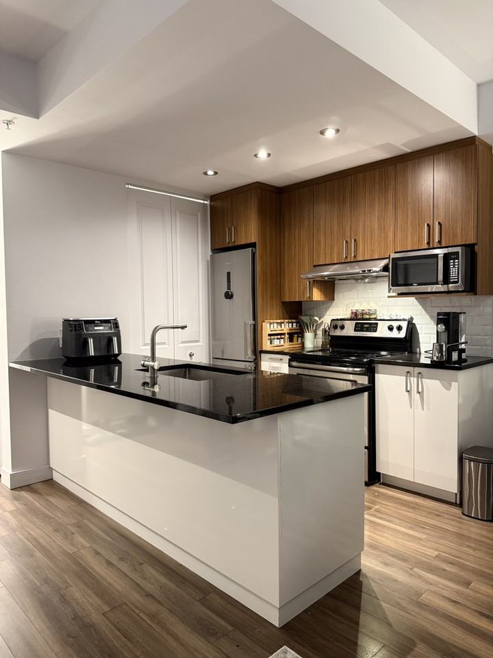 1380 Boul René-Lévesque O - Photo 3 of 10