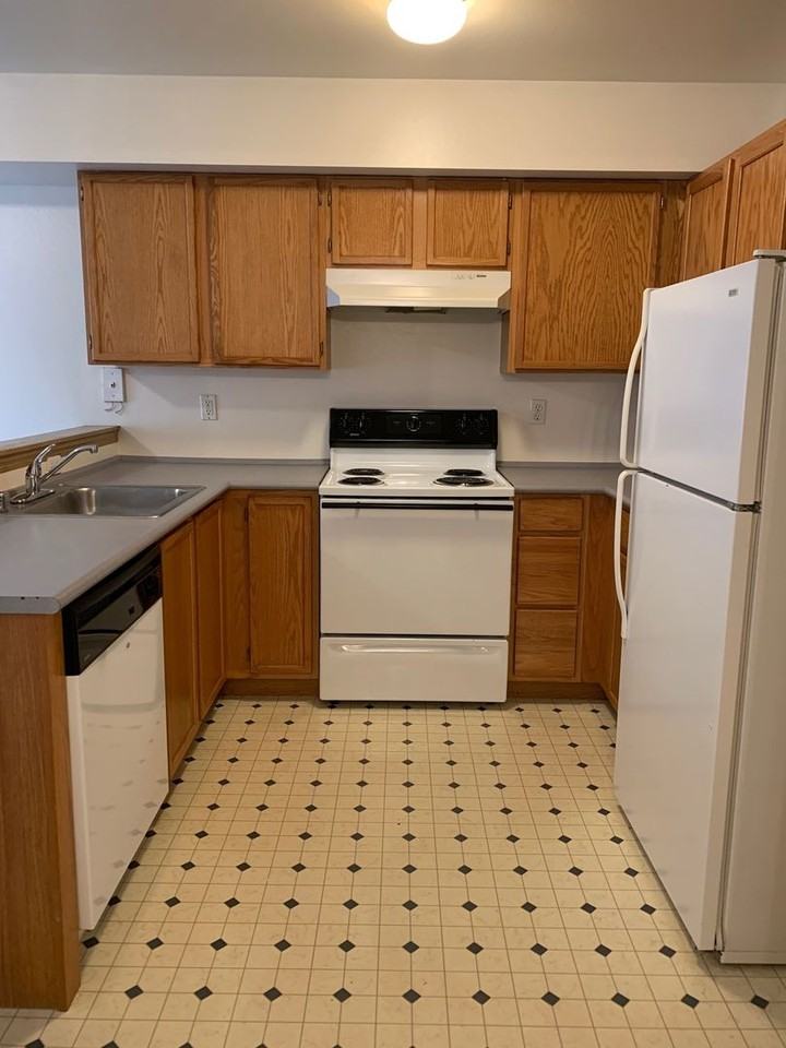 Alexandra Apartments - Photo 6 of 20