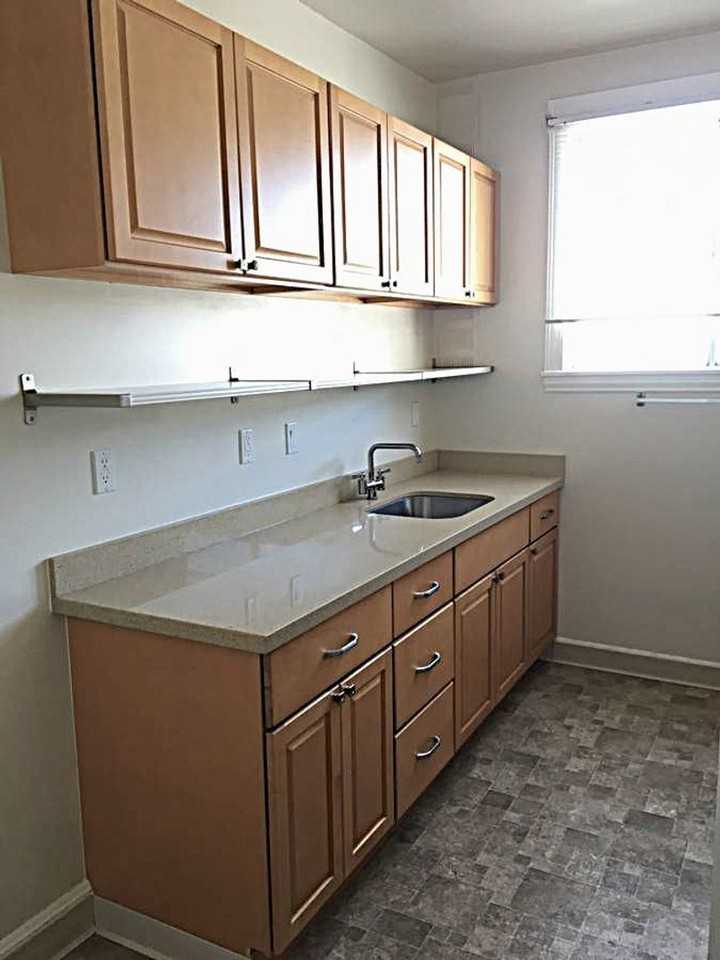 2320 Haste St #16 - Photo 3 of 13