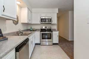 featured image of 1100 Holly Ct