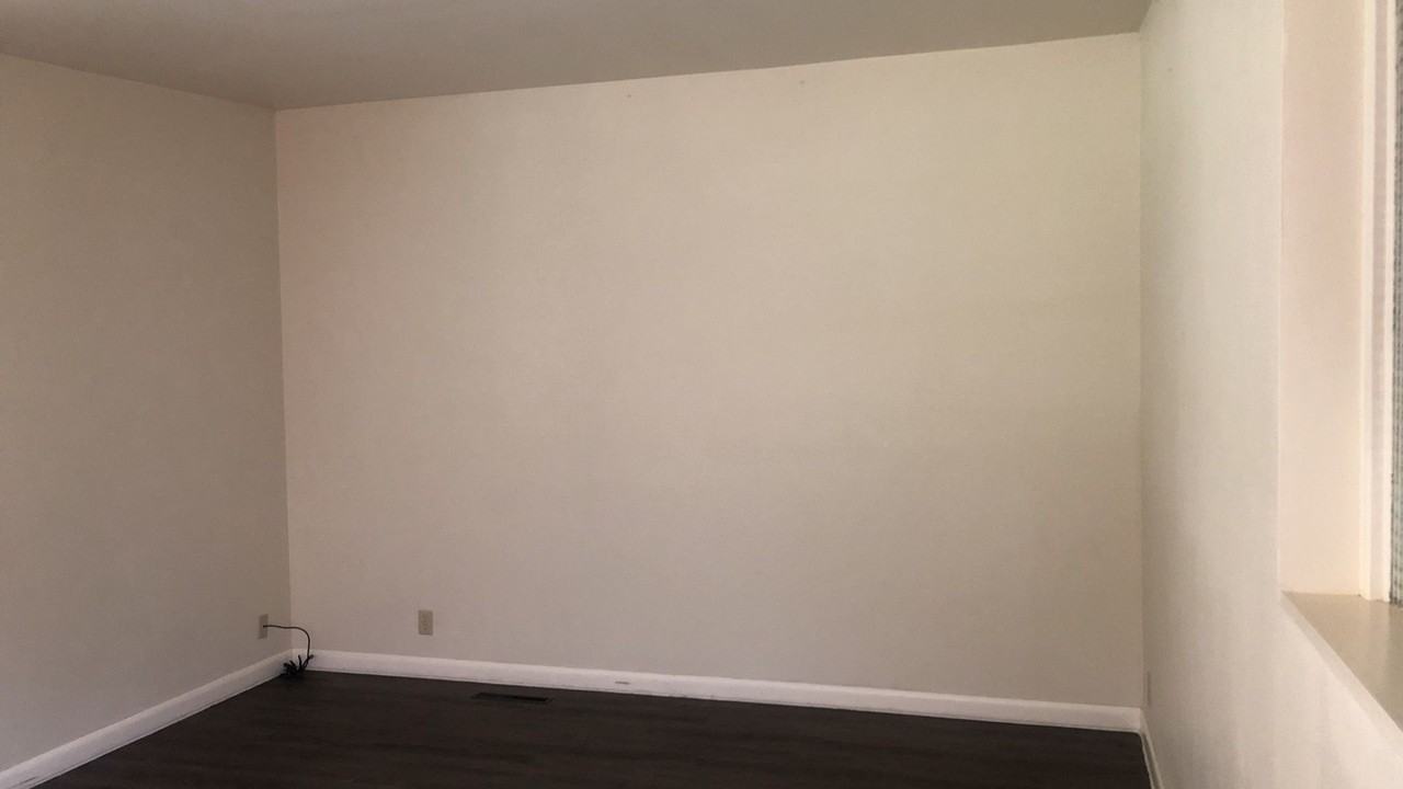 1313-1315 NE Harvey Road - Photo 3 of 41