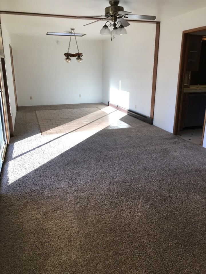 205 Daley Dr - Photo 5 of 19