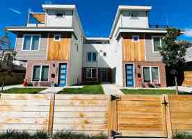 featured image of 1359 Zenobia St