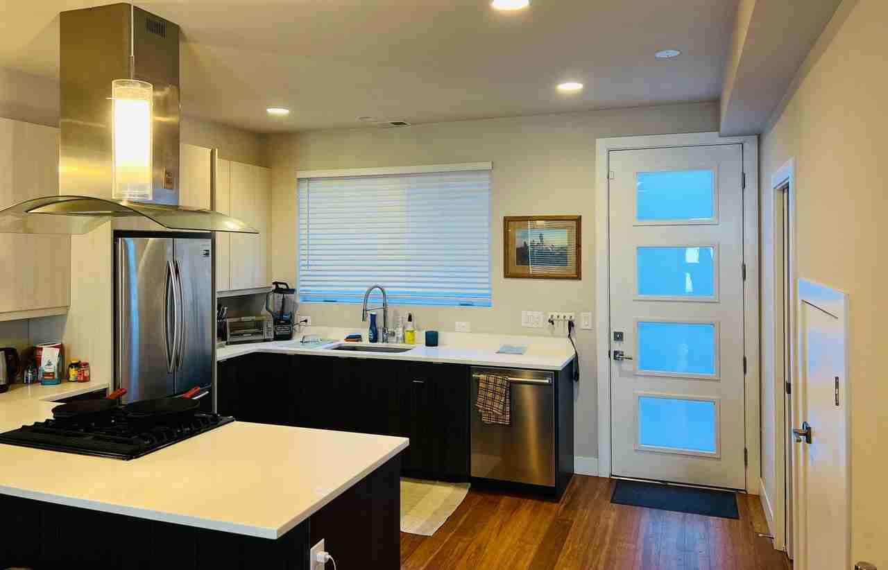 1359 Zenobia St - Photo 2 of 18