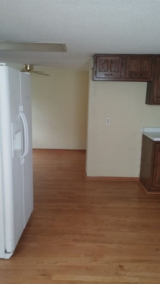 1008 11th Ave Sw - Photo 6 of 22