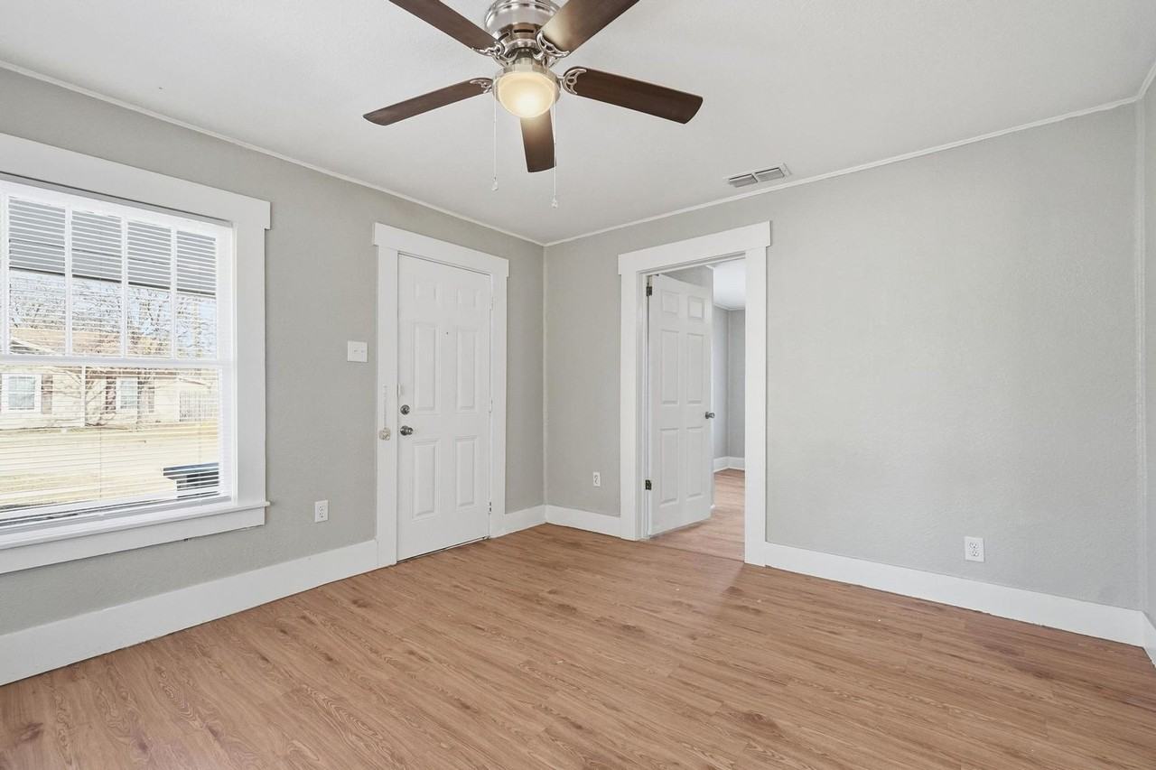 1329 S 11th St Apt A - Photo 5 of 24