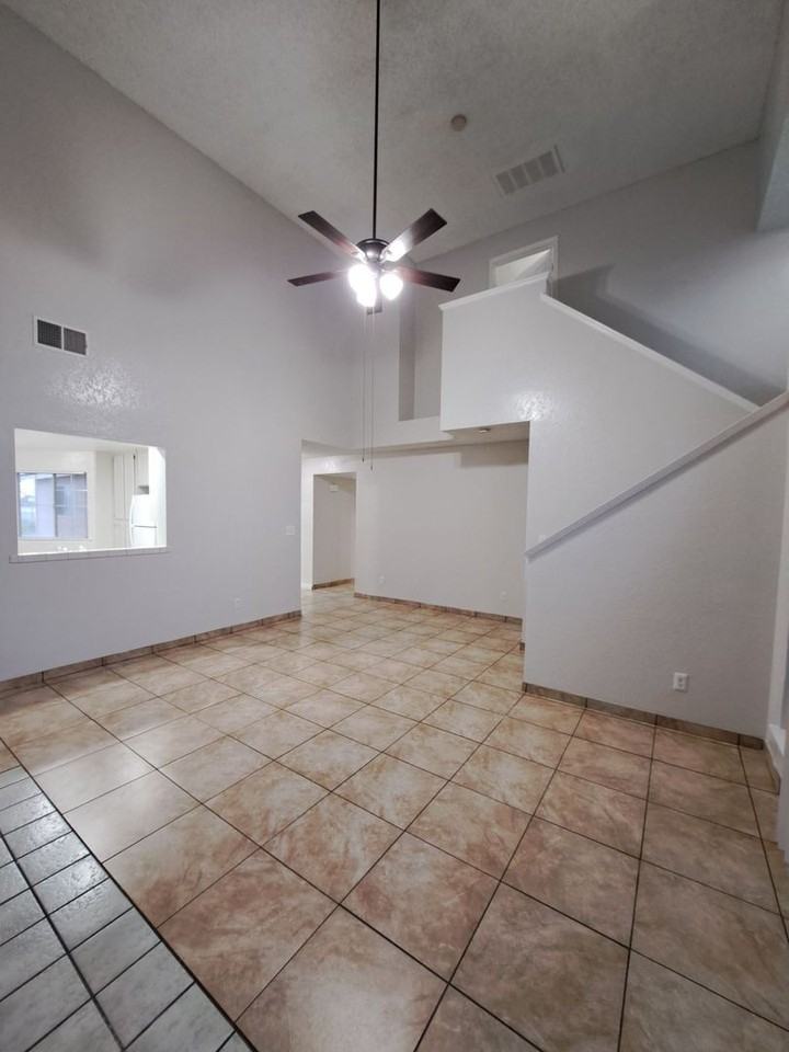 4109 W Cornell Ave - Photo 7 of 21