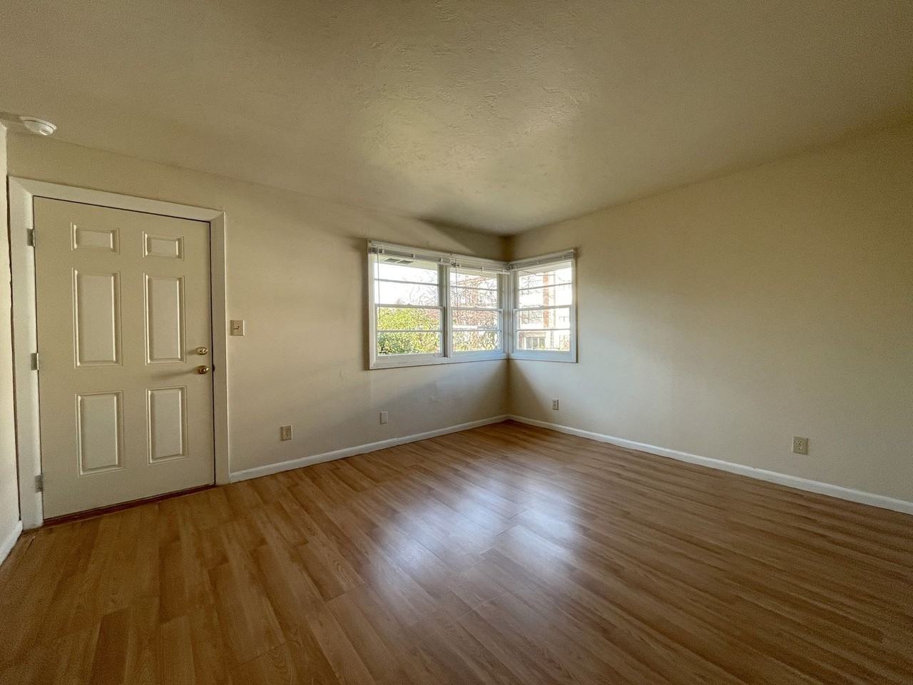 6939 Ne Grand Ave #29 - Photo 7 of 10