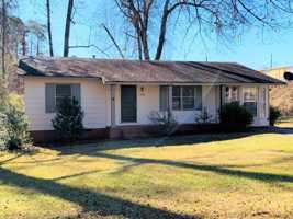 featured image of 208 Laurel Ln #RH