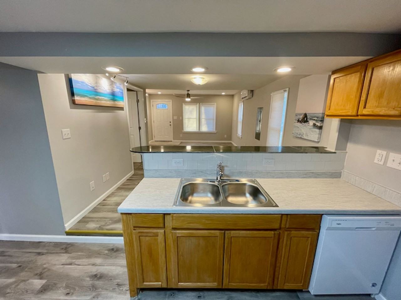 535 Winder St - Photo 2 of 10