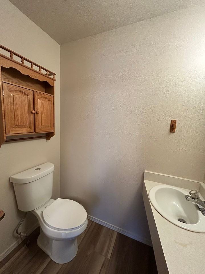 311 Kelly Rd #1 - Photo 4 of 18