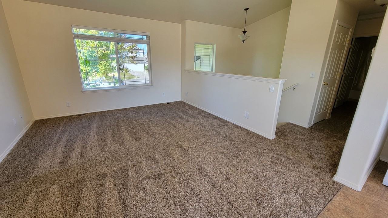 2838 W Elmwood Dr - Photo 3 of 13