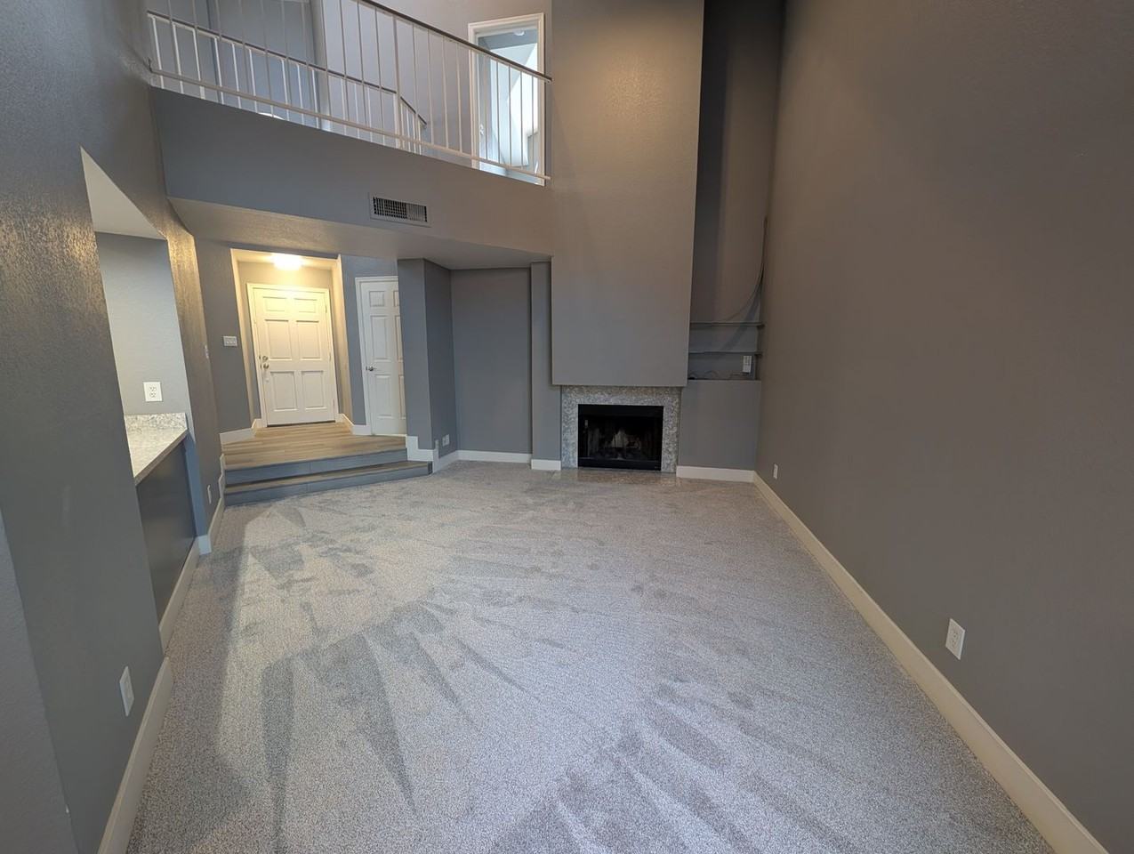 7708 S Rita Ln - Photo 4 of 21