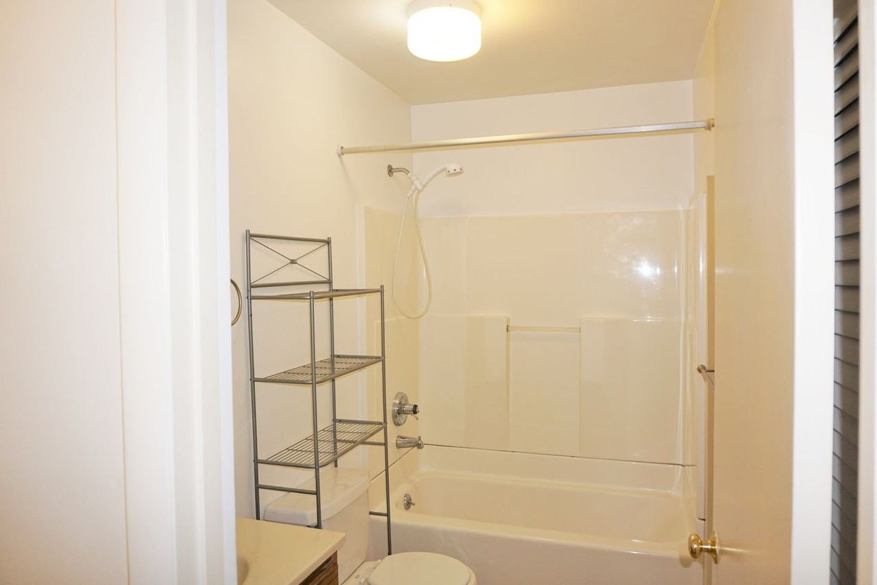 2398 Red Hill Rd - Photo 6 of 12