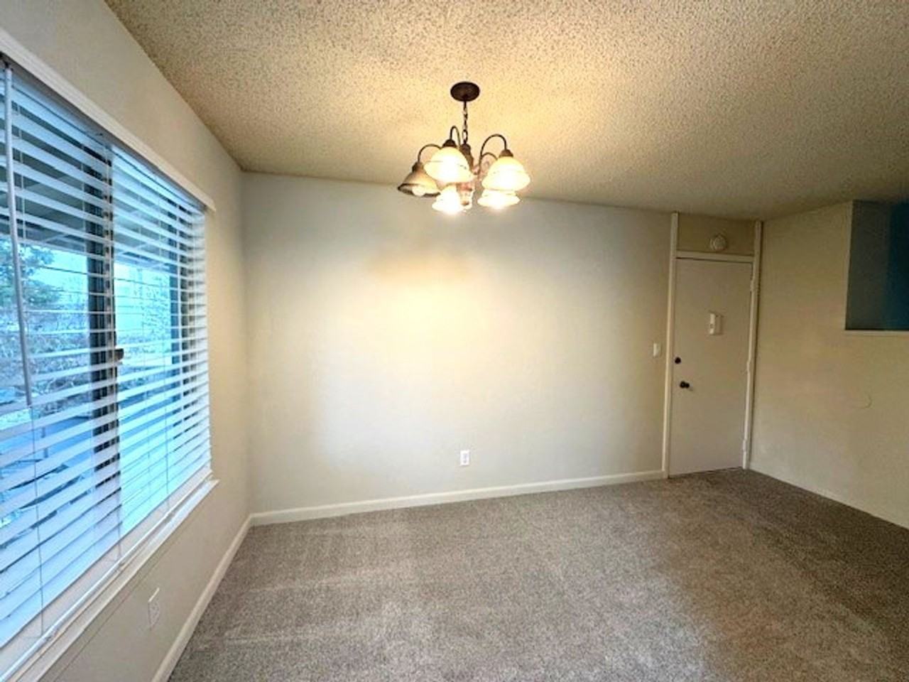 2738 Oak Rd #160 - Photo 4 of 16