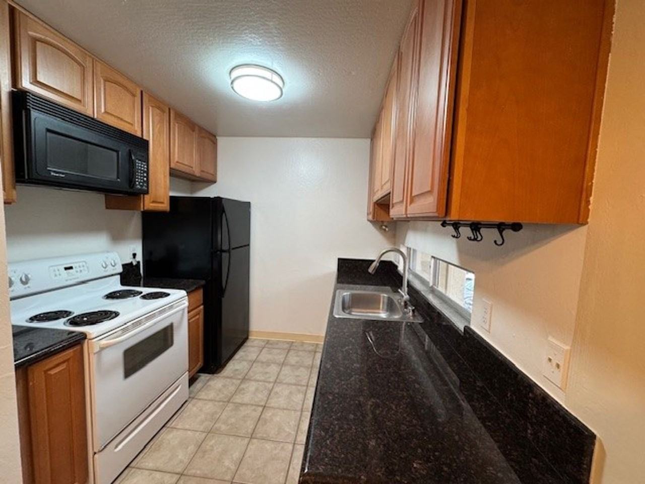 2738 Oak Rd #160 - Photo 6 of 16