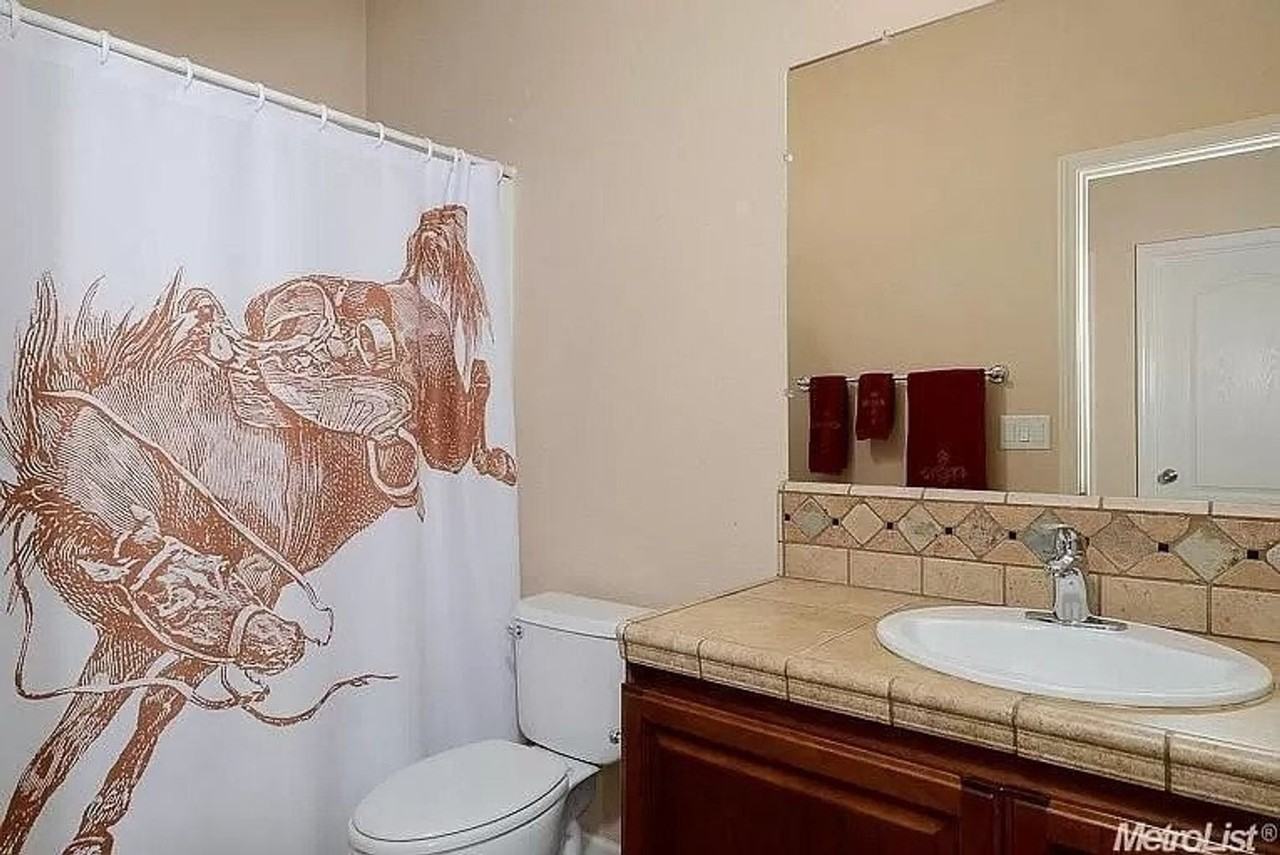 21 Castaic Ct - Photo 5 of 27