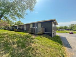 featured image of 211 West Blvd N