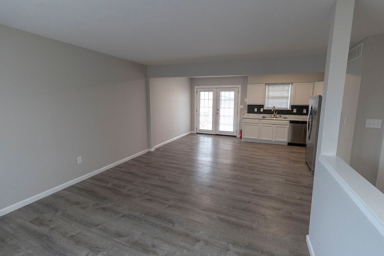 4195 N Riviera Dr - Photo 6 of 38