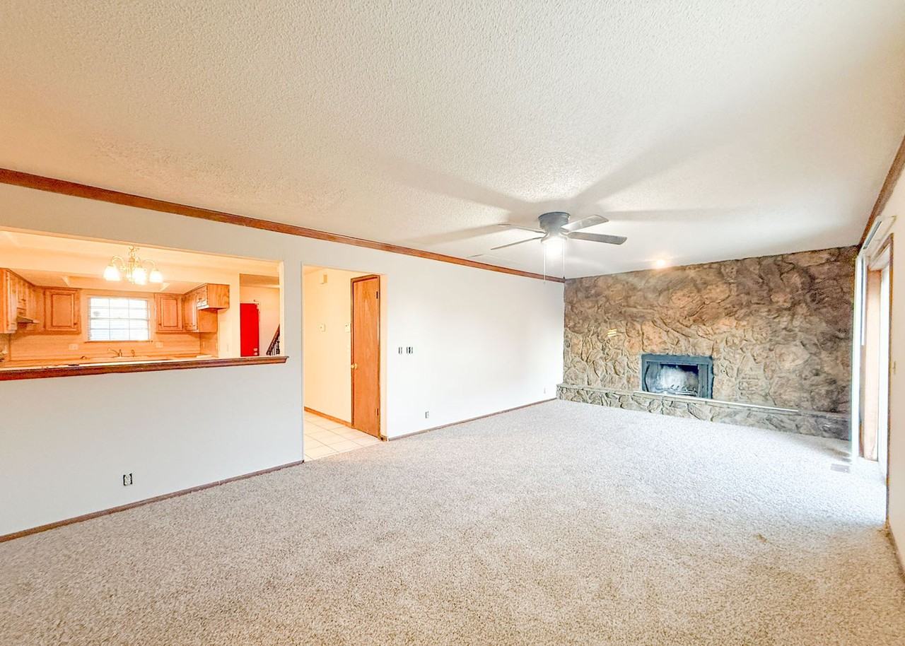 3622 Wynn Cir - Photo 2 of 6