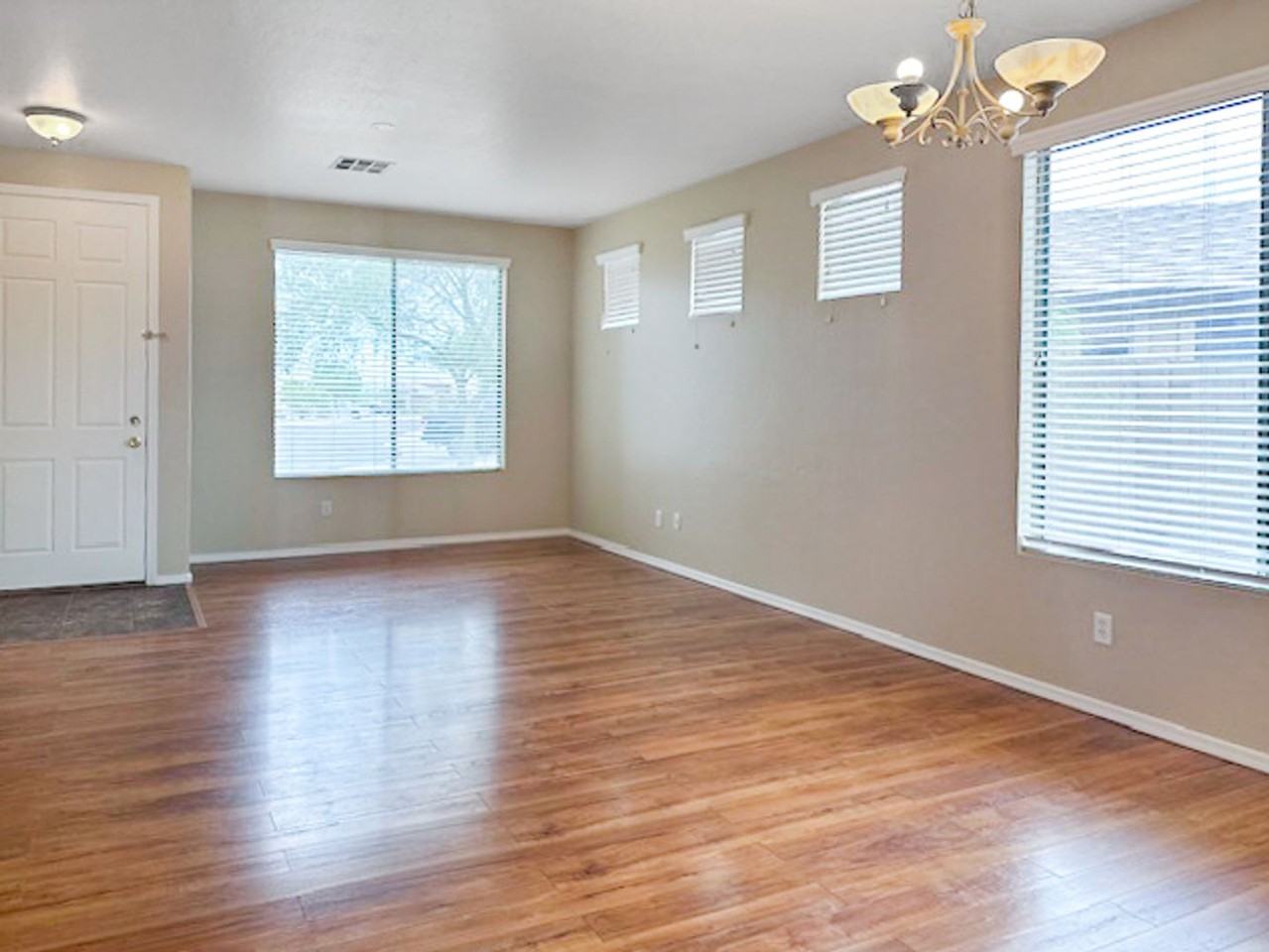 17506 W Wind Song Ave - Photo 3 of 31