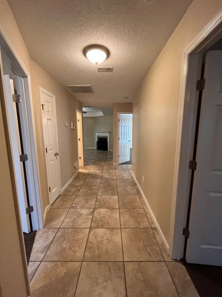 1762 Hyssop Xing - Photo 3 of 24