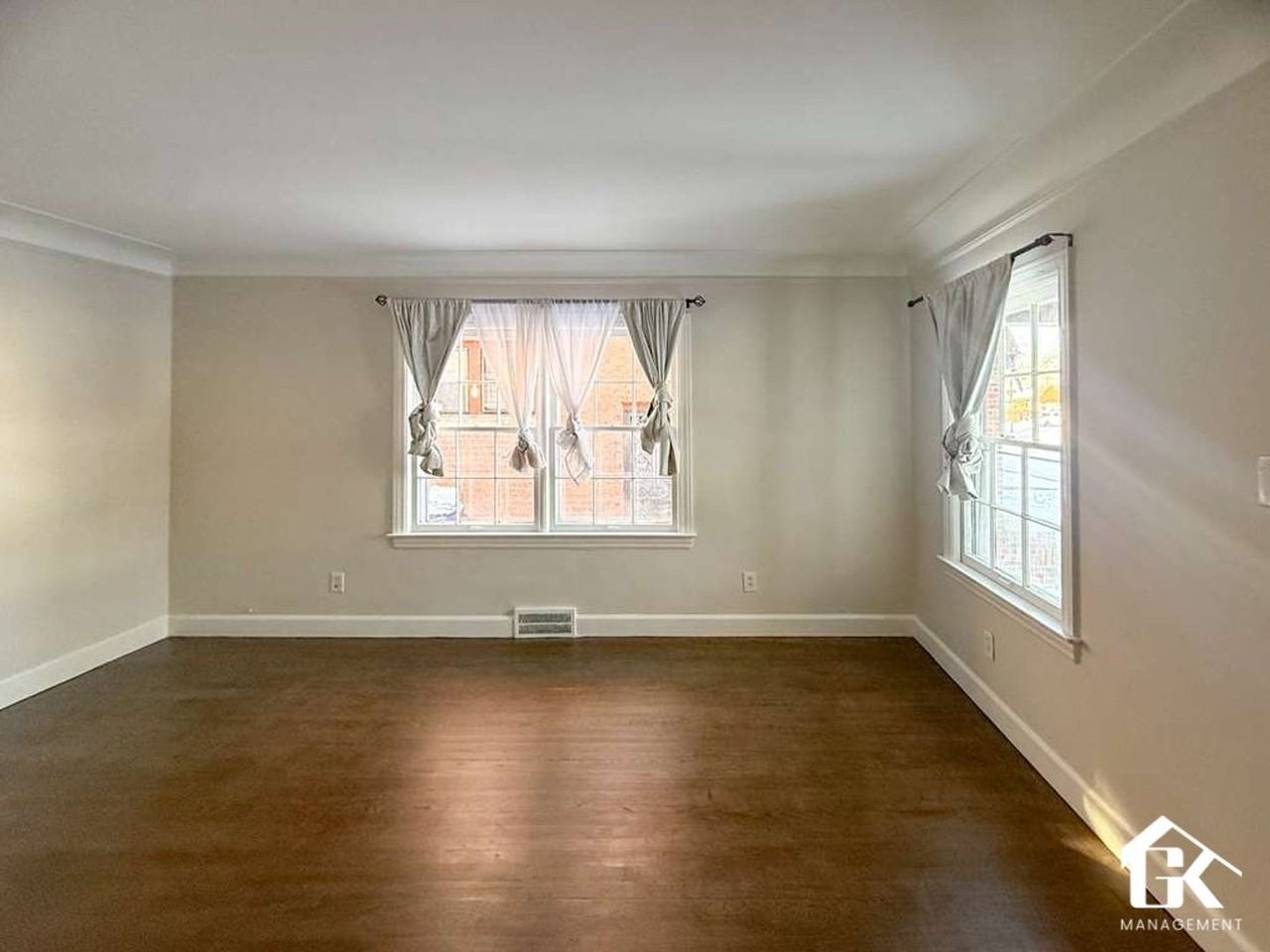 13581 Penrod St - Photo 3 of 20