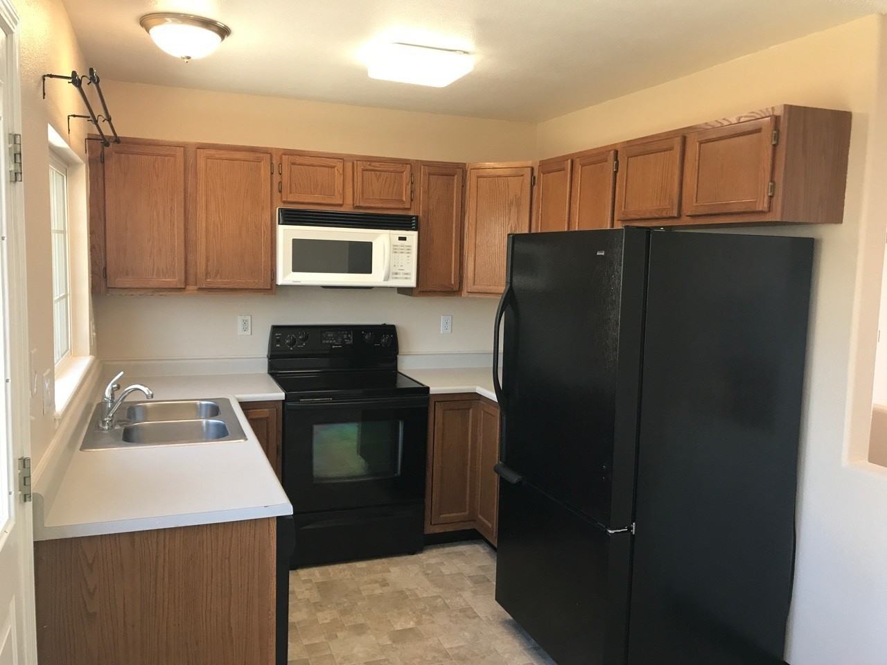 5833 Bow River Dr - Photo 4 of 16