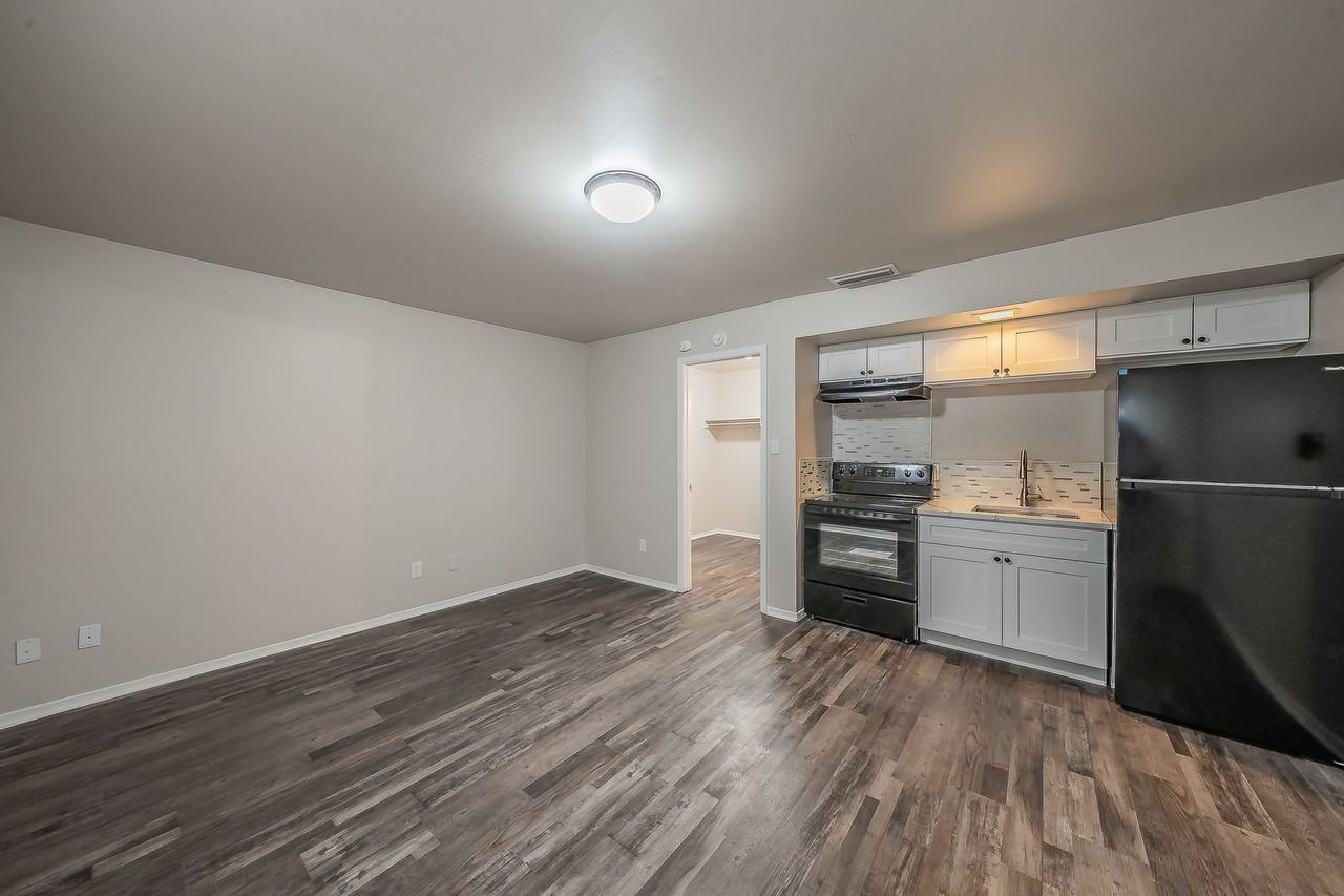 4808 Bryce Ave #5 - Photo 4 of 16