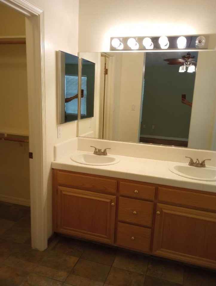 9404 Millikan Way - Photo 7 of 8