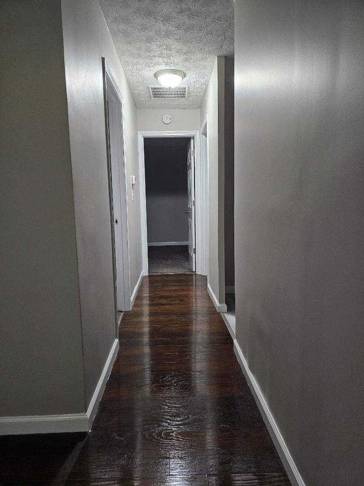 3301 Mardenna Ave - Photo 5 of 10