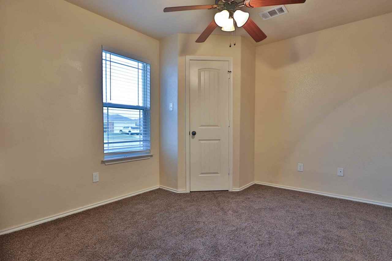 2608 Coal Oil Dr - Photo 4 of 15