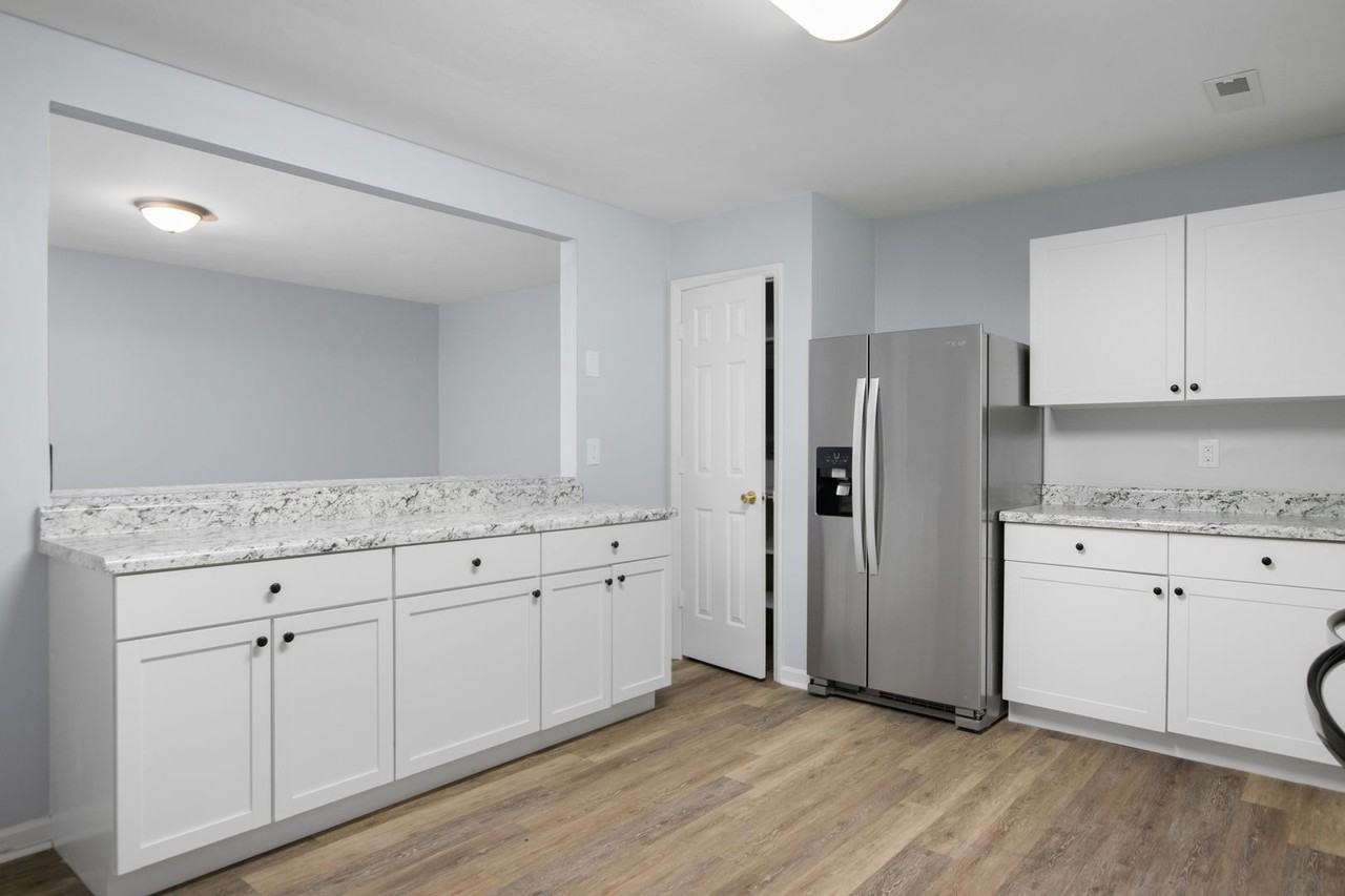 306 Pheasant Run Ct - Photo 6 of 20